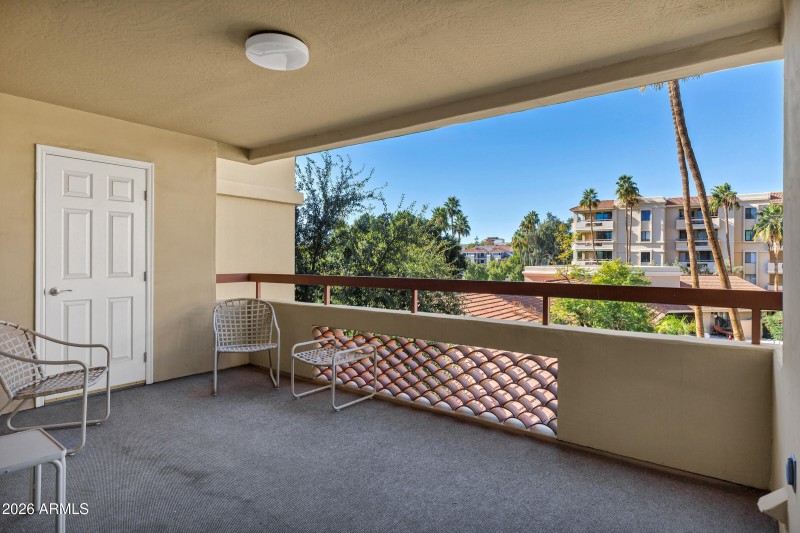 4200 N Miller Rd #321-19