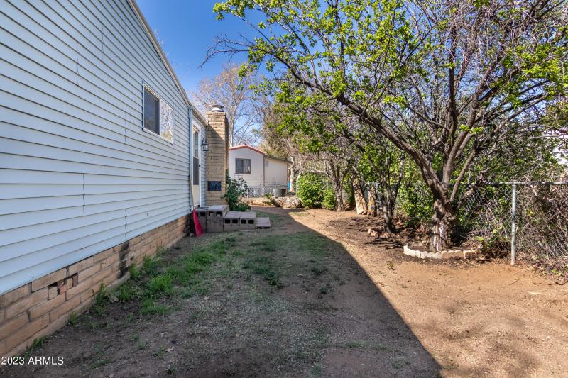 3300 E Fry Blvd 33 34 of 34