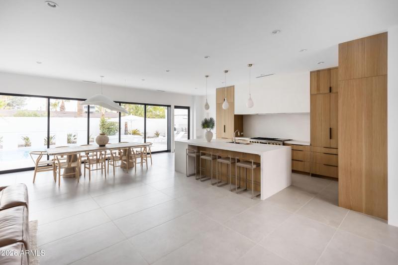 Entertaining Kitchen