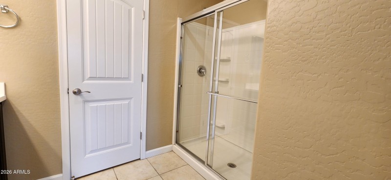 24) 66529-695bee8218672