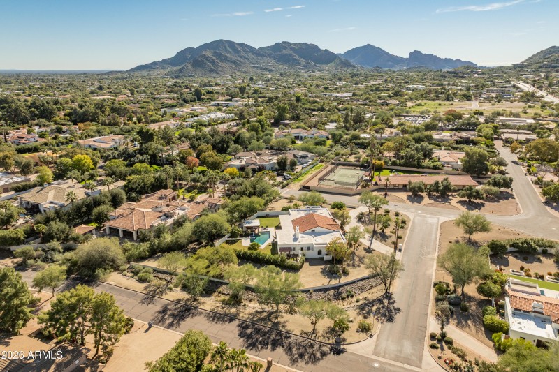 9131 N 48th Pl (aerial)-13