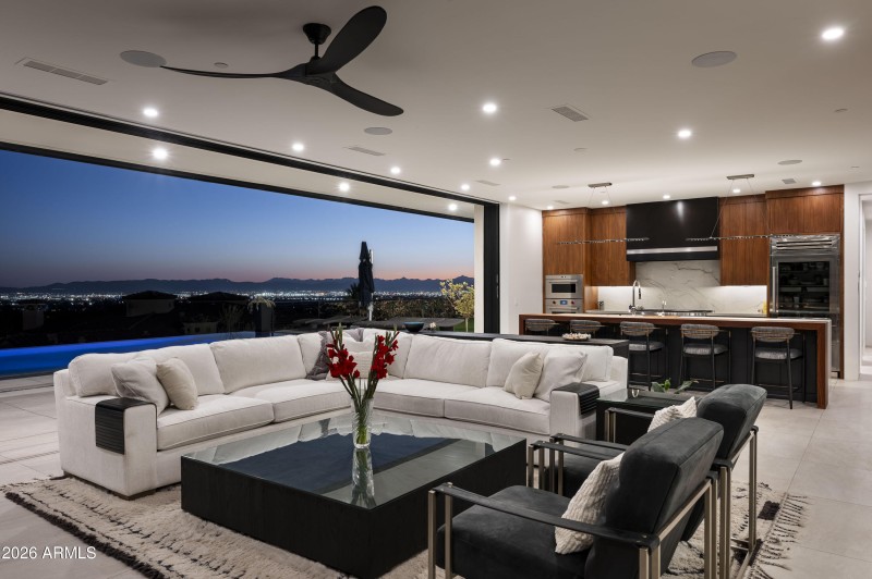 4725 E 56th St Phoenix-14