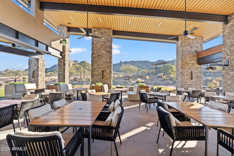 Mountain House Lodge