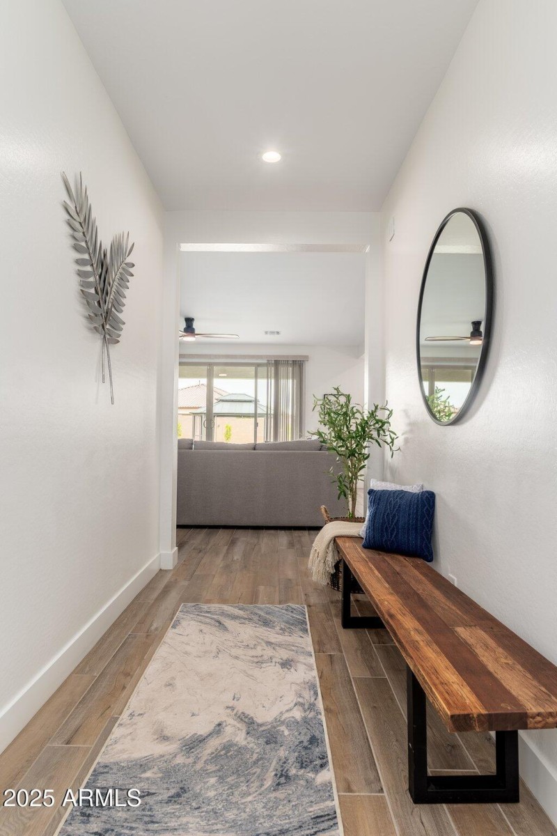 18542 W Seldon Ln - 03