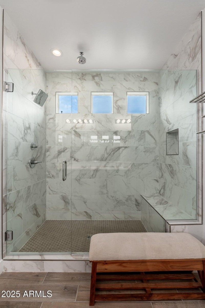 18542 W Seldon Ln - 23