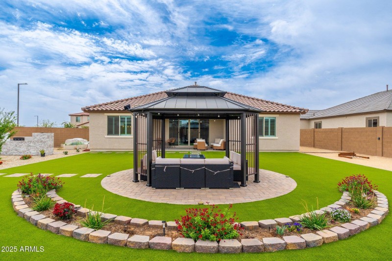 18542 W Seldon Ln - 41