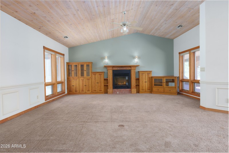 Great Room With Built -Ins