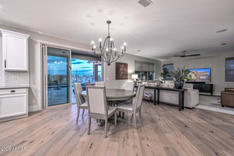 Breakfast Room-Great Room2