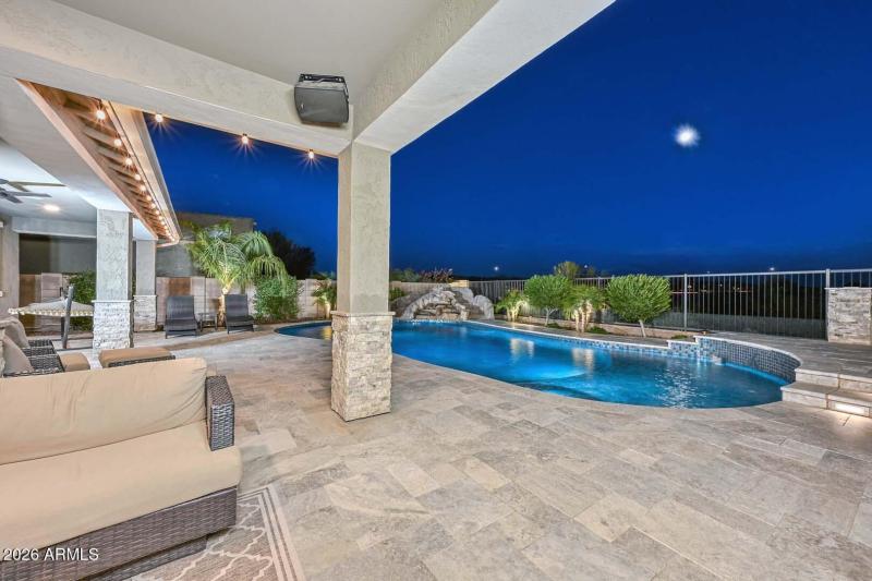 Covered Patio-Backyard