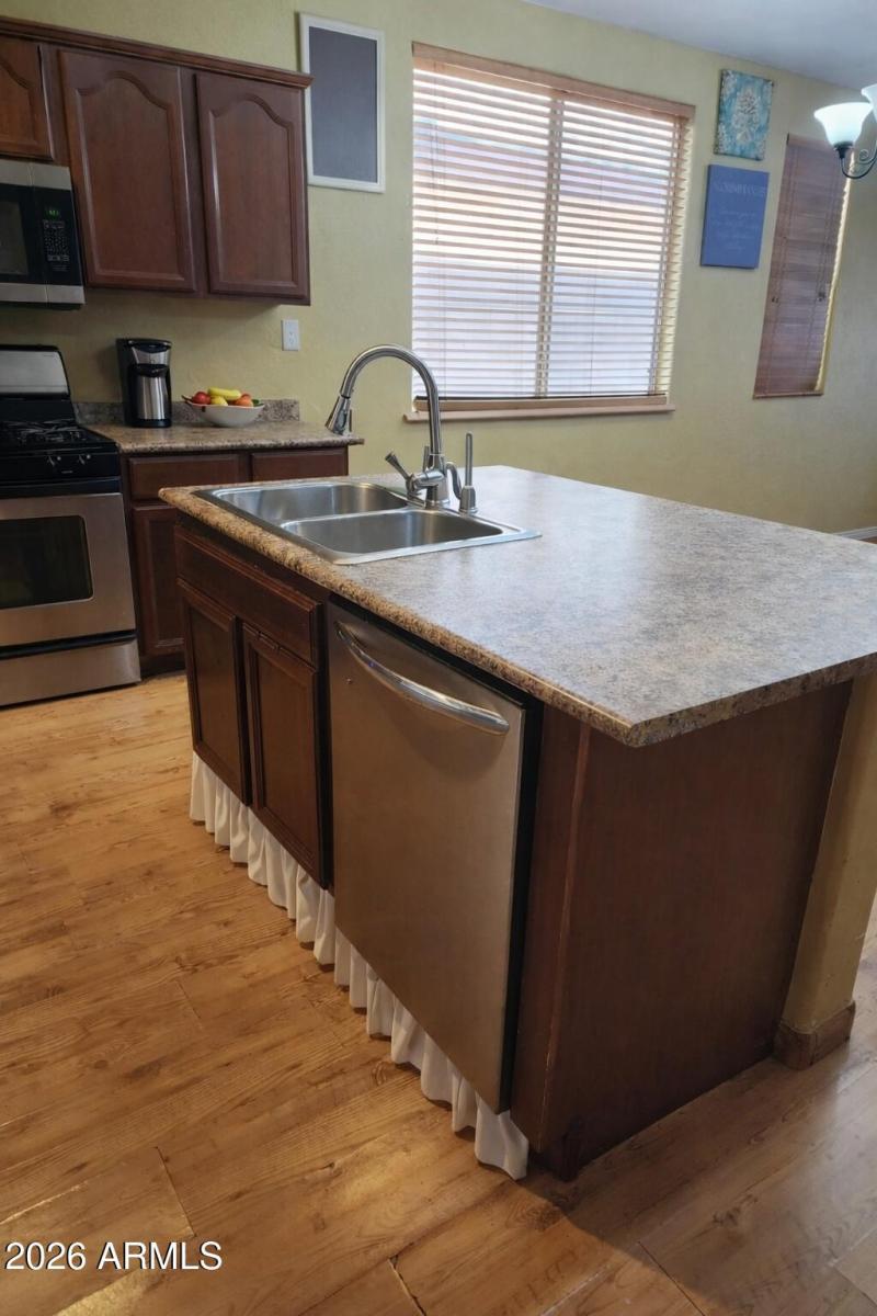 Modern Kitchen with Island