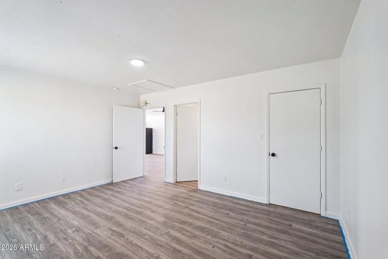 23-web-or-mls-E Pueblo Ave-S1201-023