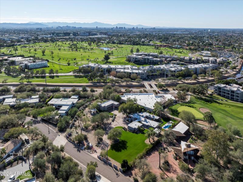 18th Hole Links Course