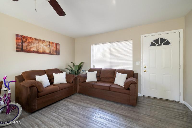 805 North Westwood - Interior (2)