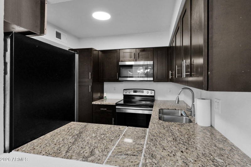 12-web-or-mls-P1437265