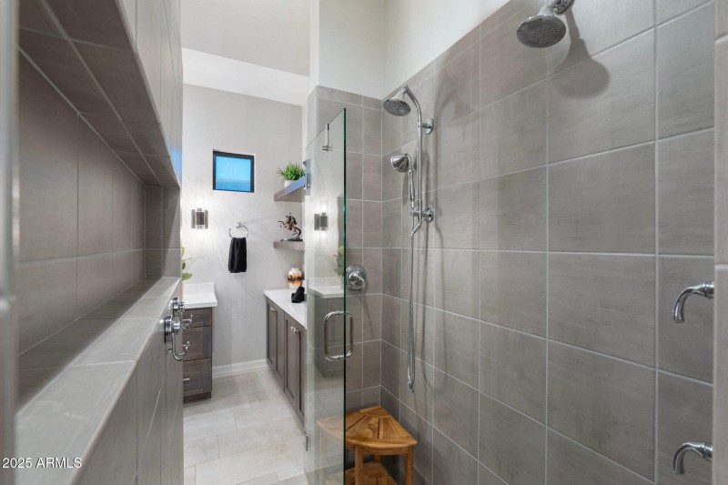 86-web-or-mls-DSC08892