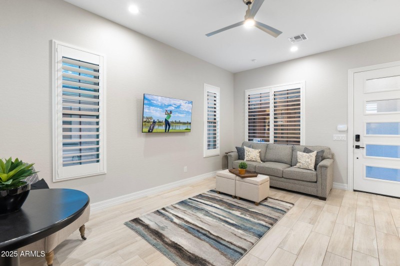 102-web-or-mls-DSC08955