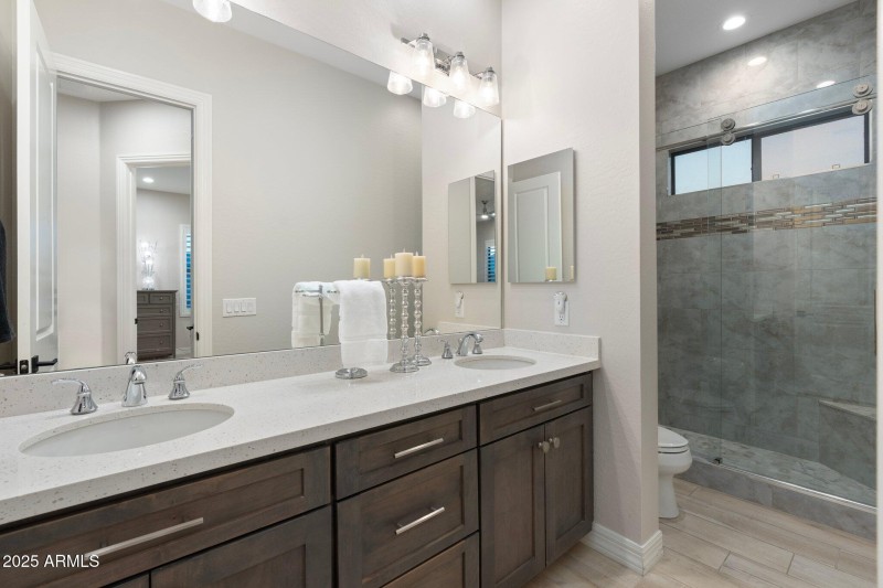 106-web-or-mls-DSC08971