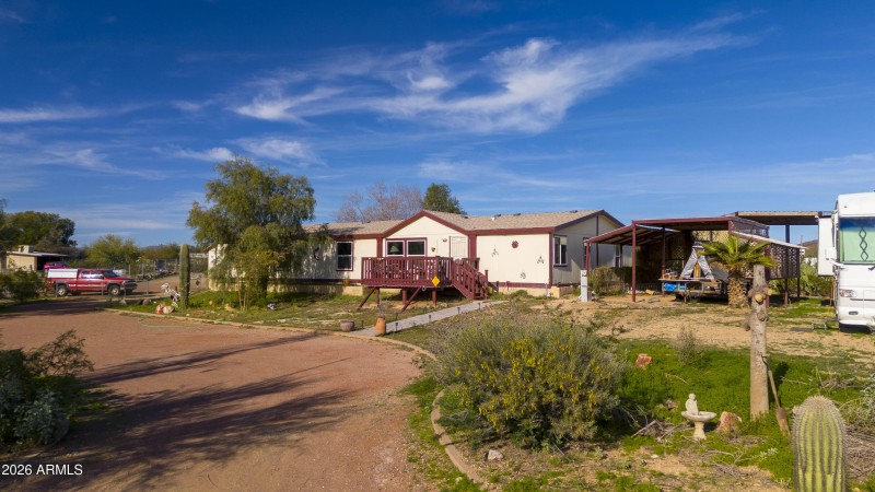 15728 W Prickly Pear00010