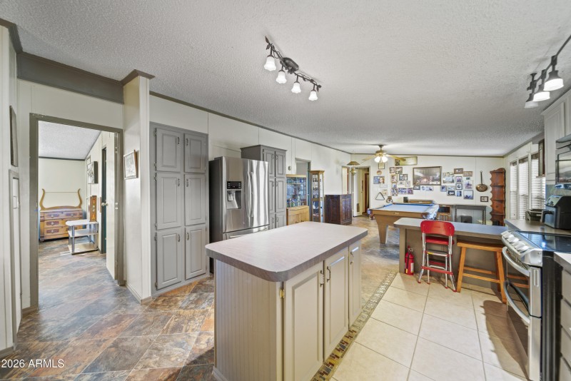 15728 W Prickly Pear00029