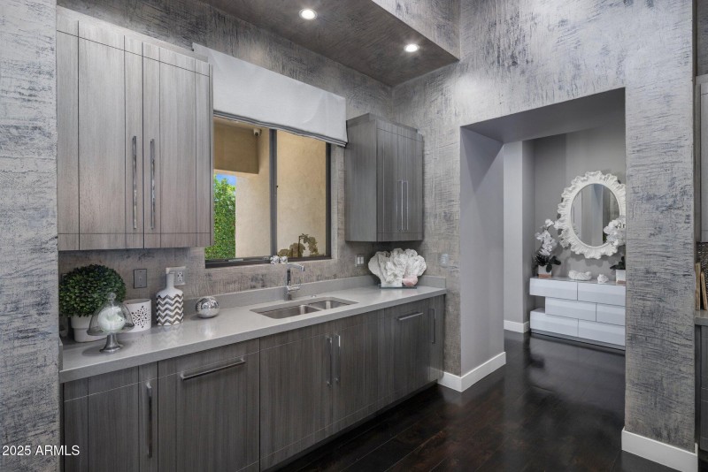 32-web-or-mls-IMG_7390 copy