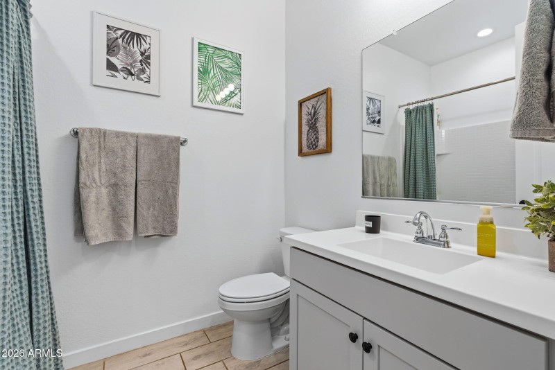 8-web-or-mls-Interior Bajada Rd --4