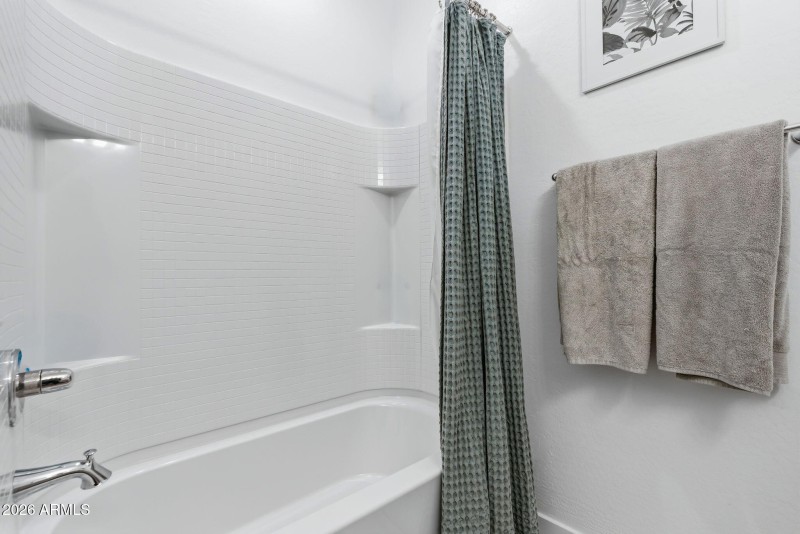 12-web-or-mls-Interior Bajada Rd --5