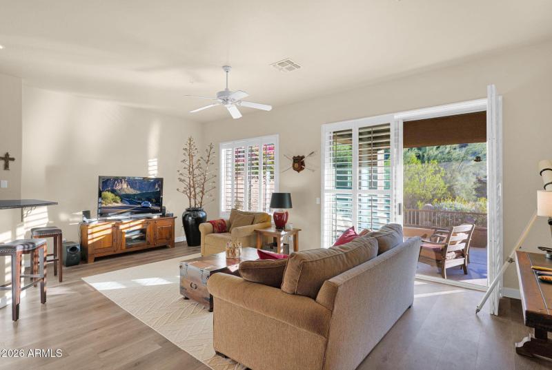 32-web-or-mls-P1437440