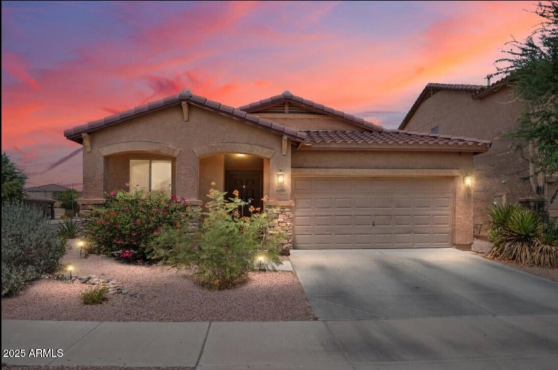 Twilight Font of house