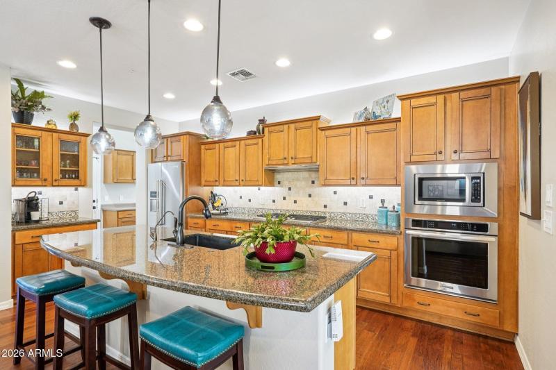 18-web-or-mls-N 127th Ln-S1301-018