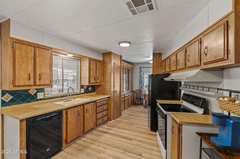 65-web-or-mls-Revised Kitchen-3