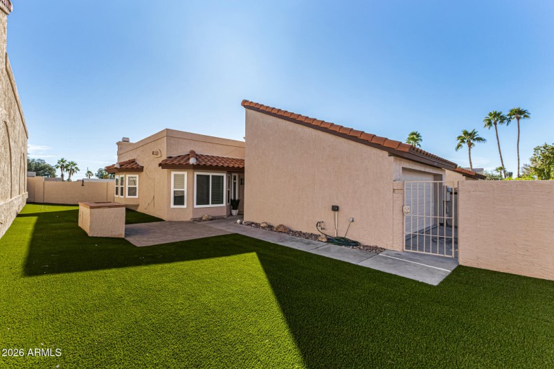 Emerald Scottsdale 10949 E Hope Dr 85259