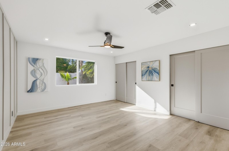 07-7761_E_Chaparral_Rd_5