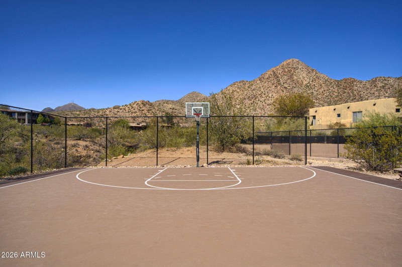 11-web-or-mls-Community 10