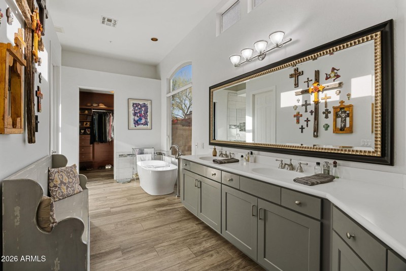 28-web-or-mls-13541-e-thoroughbred-trail