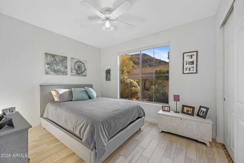 34-web-or-mls-13541-e-thoroughbred-trail