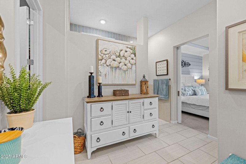 29-web-or-mls-2228 W Caldwell St, Phoeni