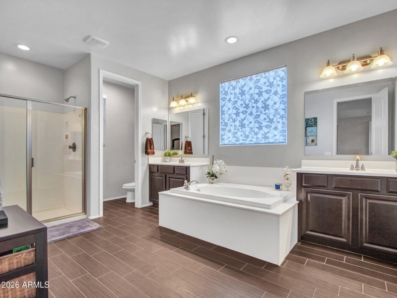 17-Priamary-Bath-&-WIC-(1)