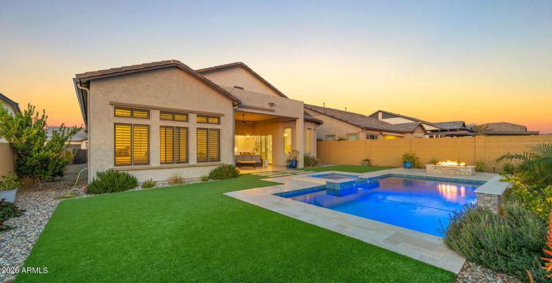 54-web-or-mls-TWILIGHT7