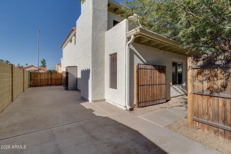 2517 W Lompoc Ave (9)