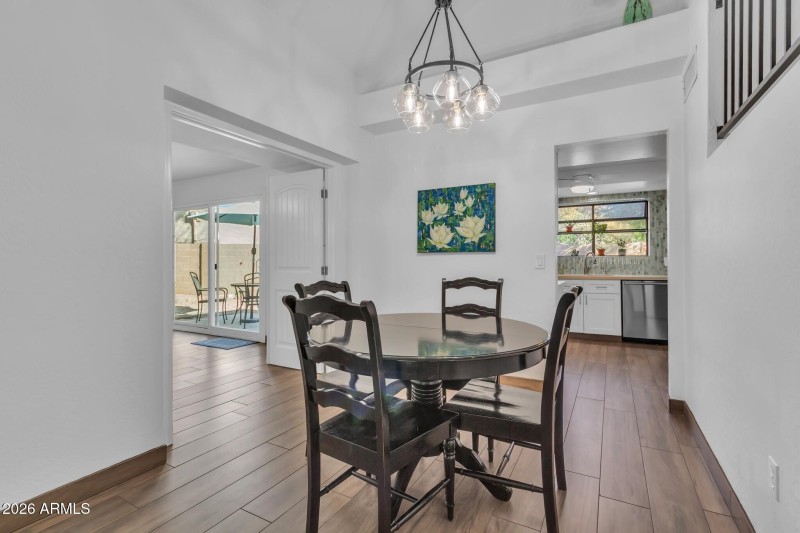 2517 W Lompoc Ave (26)