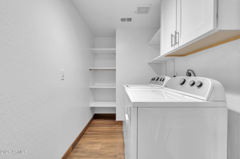 2517 W Lompoc Ave (44)