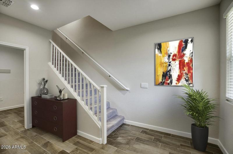 1255 N ARIZONA AVE 1298