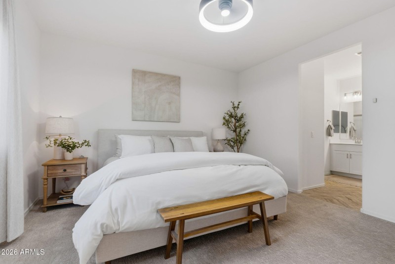 24-web-or-mls-13184 N 146th Ln---10