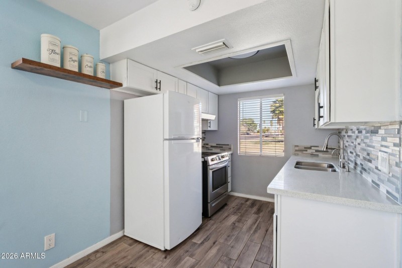 11-web-or-mls-W El Caminito Dr 26-S1601-