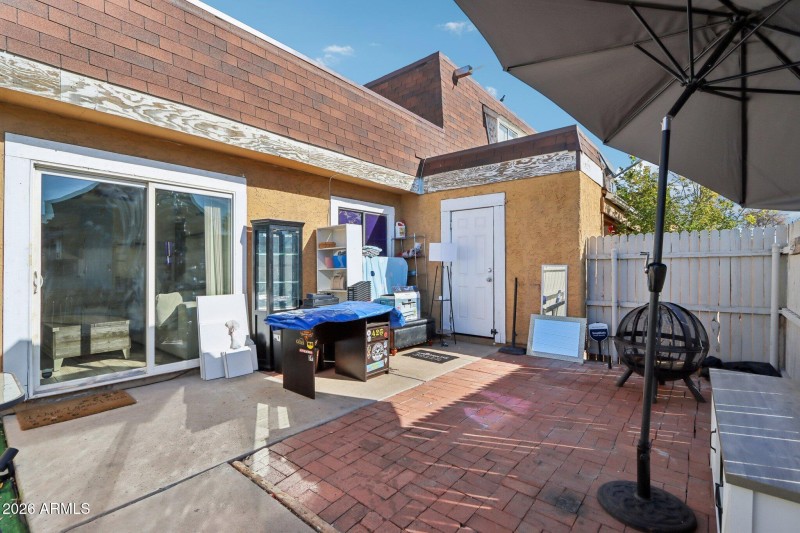 26-web-or-mls-W El Caminito Dr 26-S1601-