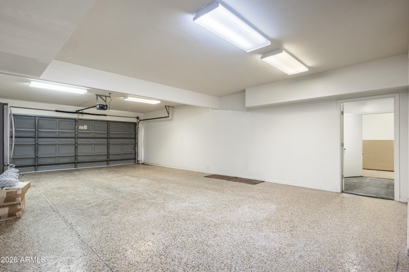 10111 E Cholla St-36