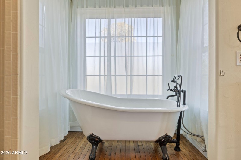 124-Primary Bathroom