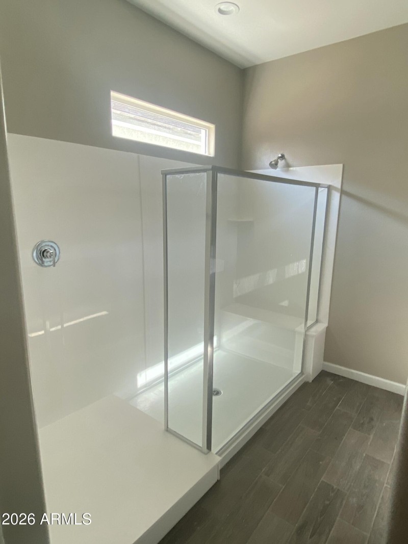Supersized Walk-in Shower!!