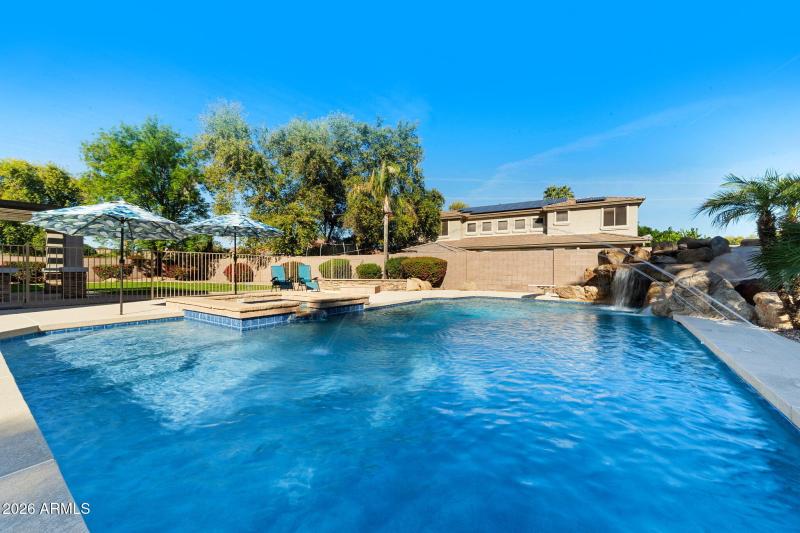 025__554 E Benrich Dr