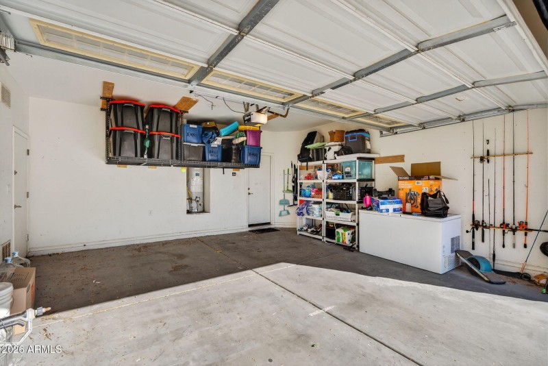 39-web-or-mls-41-E Washington Ct